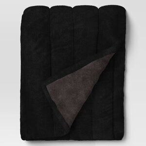 Threshold Black Channel Faux Fur Throw/NWT